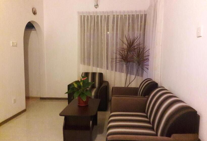 تختخواب و صبحانه Sisanda Residence