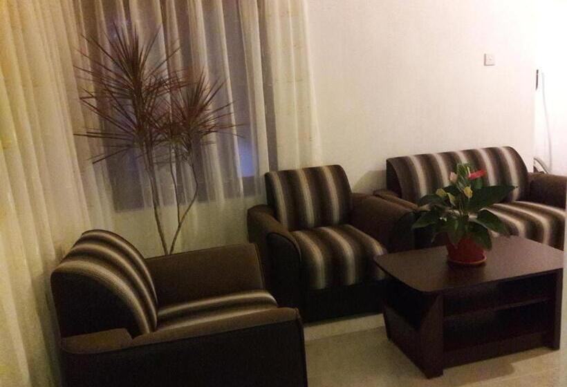 تختخواب و صبحانه Sisanda Residence