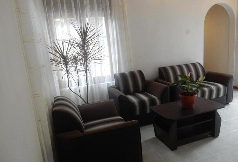 تختخواب و صبحانه Sisanda Residence