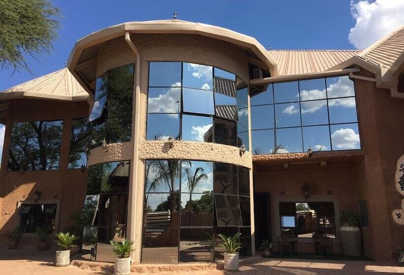 هتل African Home