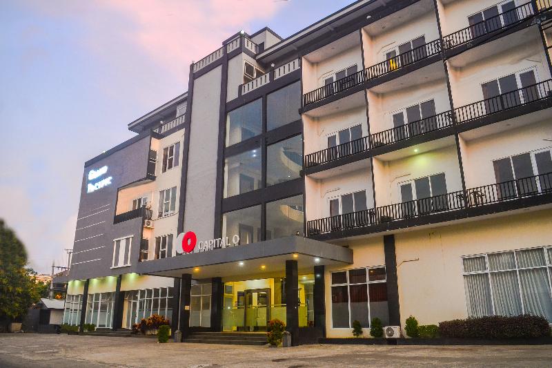 هتل Capital O 1246  Grand Pacific