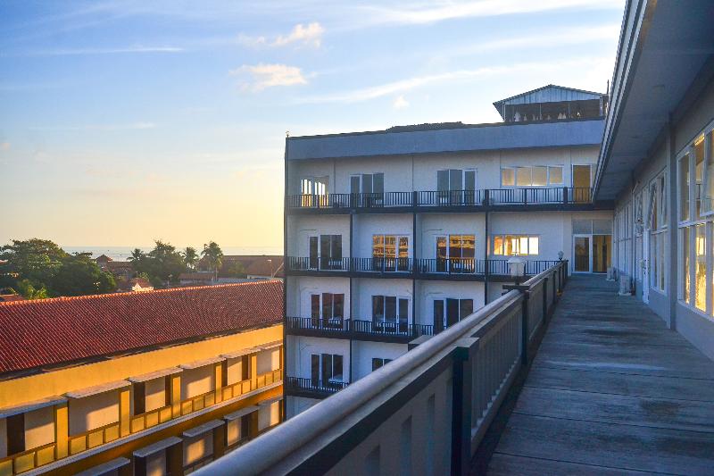 هتل Capital O 1246  Grand Pacific