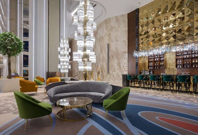 هتل Hilton Astana
