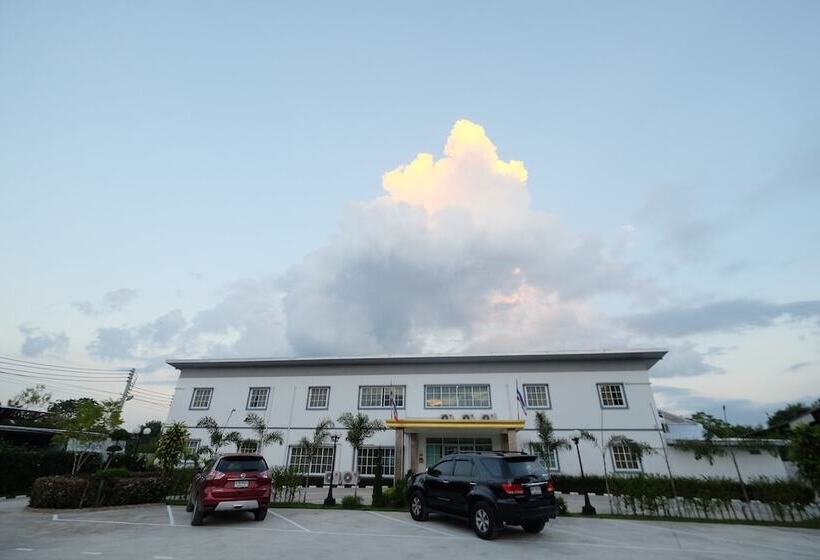 Fotos del hotel Montara  & Resort Korat:  9