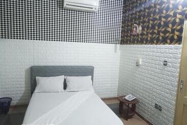 هتل Safari Cotonou