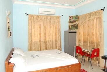 هتل Safari Cotonou
