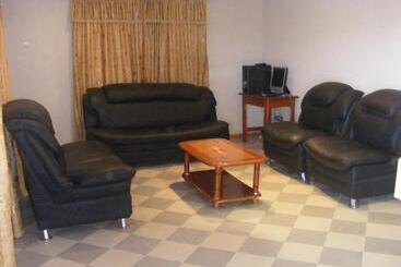 هتل Safari Cotonou