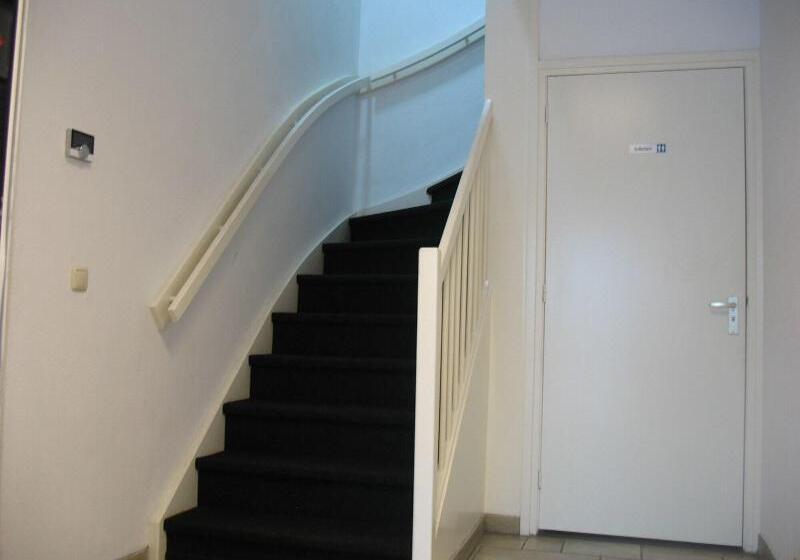 هاستل Guest House Amsterdam