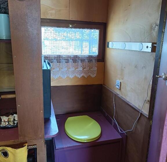 ベッドアンドブレックファースト Ille Flottante, Maison éclusière Et Hébergements Insolites Sur Le Canal