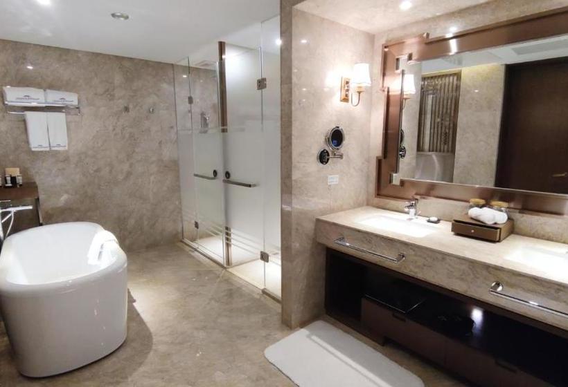 هتل Howard Johnson Xiangyu Plaza Linyi