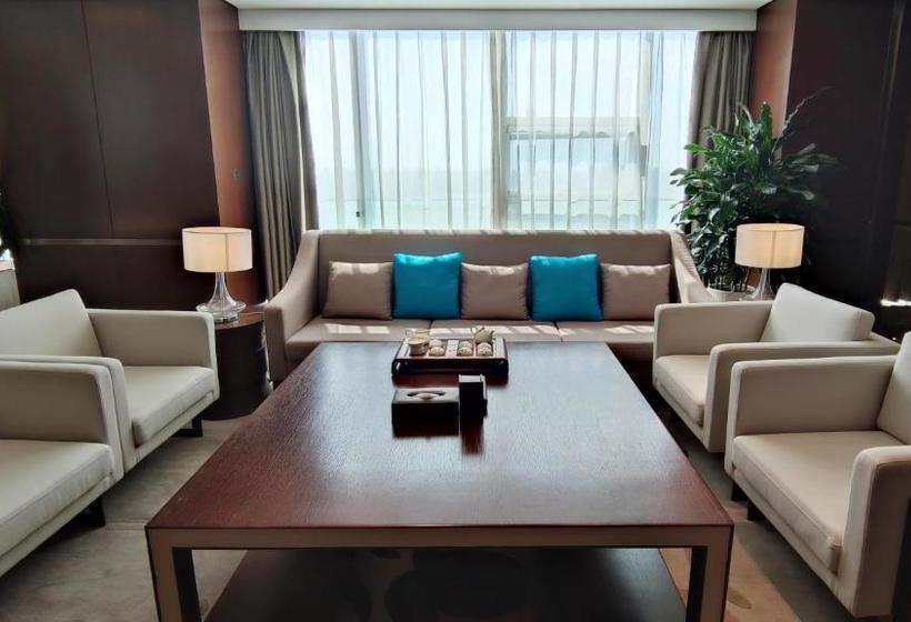 هتل Howard Johnson Xiangyu Plaza Linyi