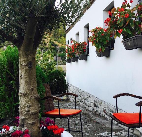 Hotel Omer