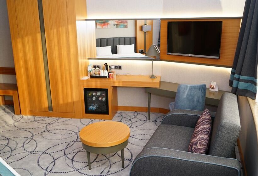 هتل Ramada By Wyndham Bursa Nilufer