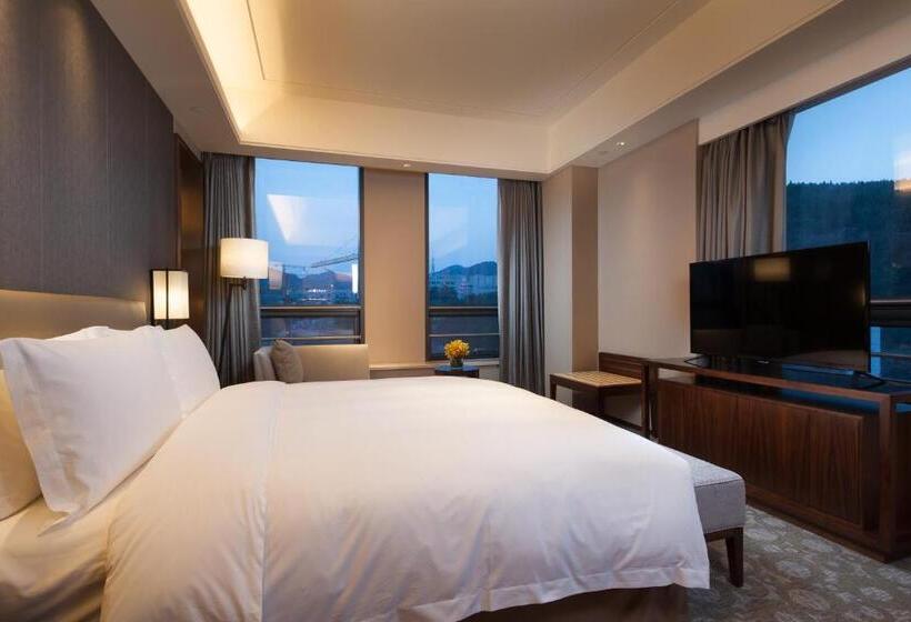 هتل Ramada Jinan