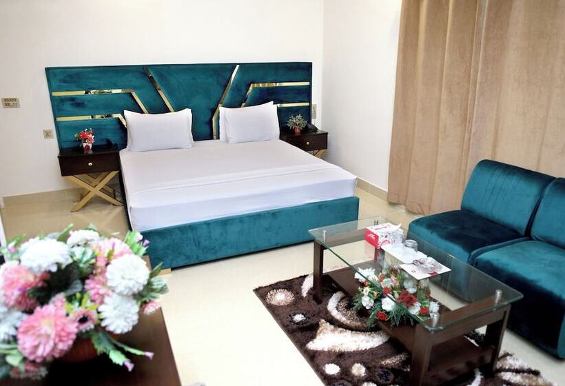 هتل Royalton Inn