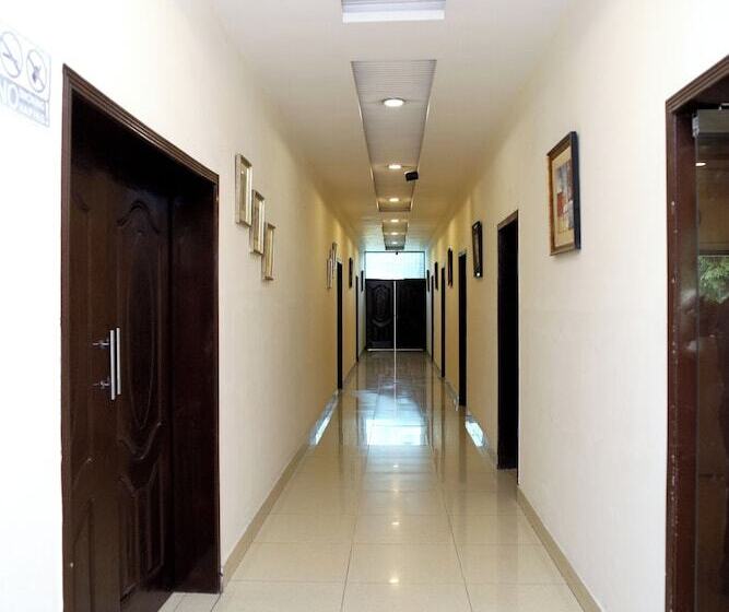 هتل Royalton Inn