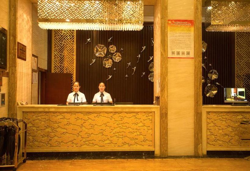 בית מלון כפרי Yining Yudu