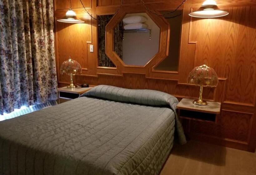 فندق على الطريق New Imperial Inn