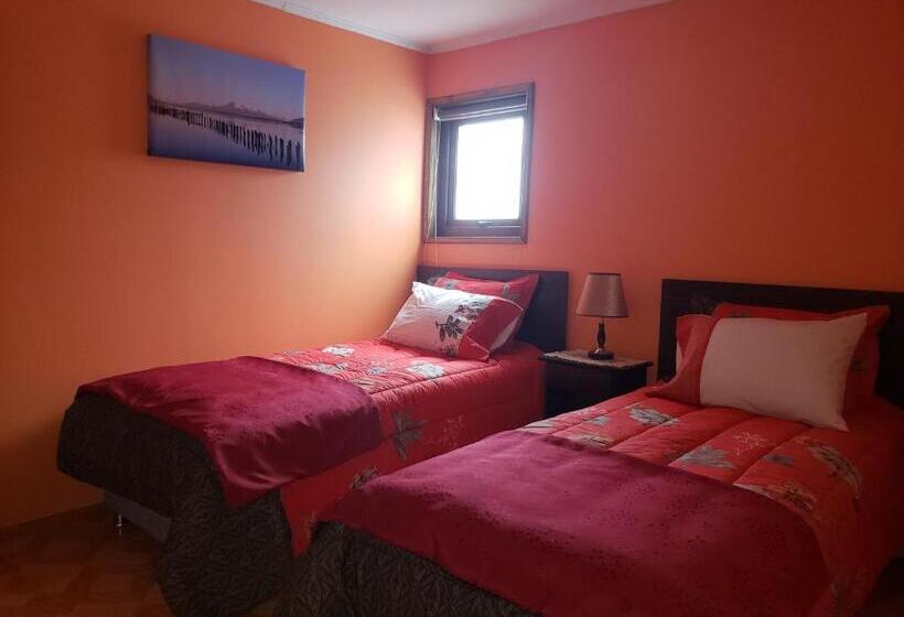 فندق صغير Hostal Nataly