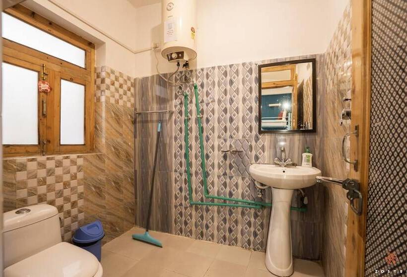 Общежитие Zostel Leh