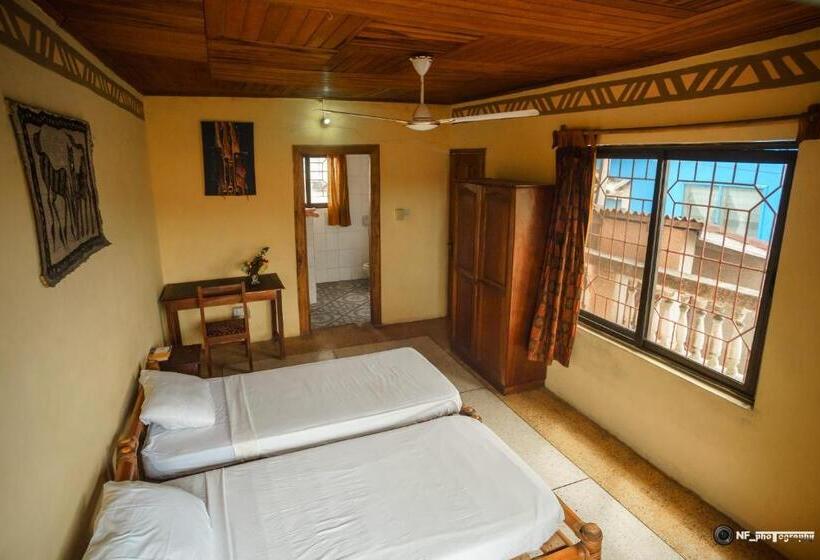 צימר Busua Inn