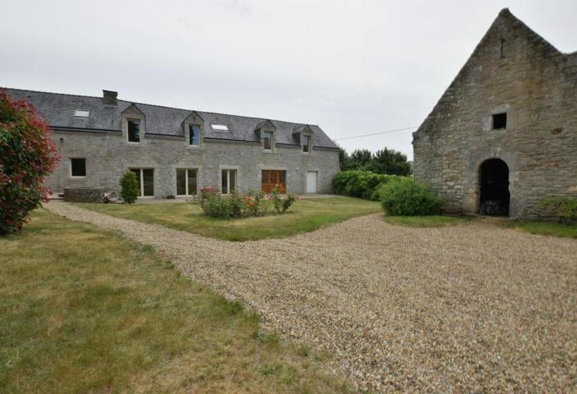 住宿加早餐  Domaine Uraveni