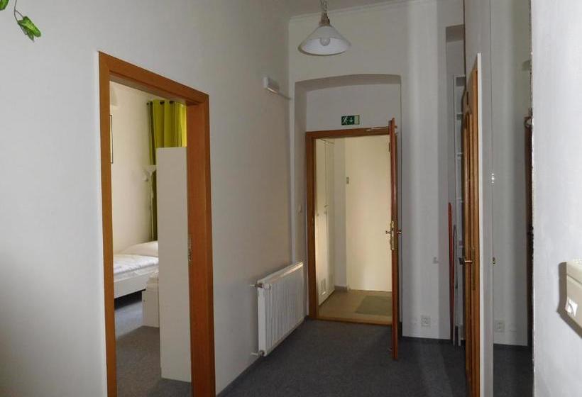 Hostel Hello