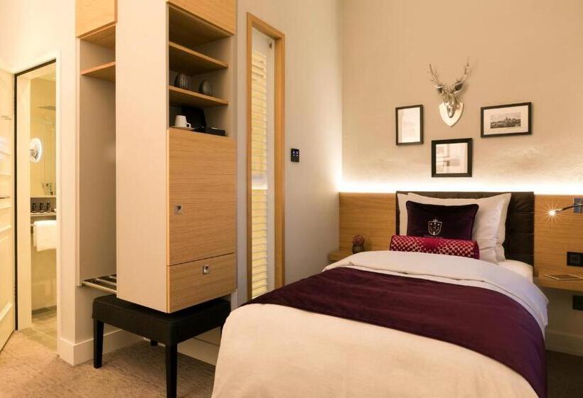 فندق Brunnenhaus Schloss Landau