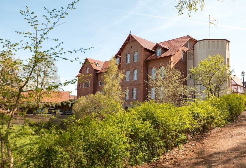 فندق Brunnenhaus Schloss Landau