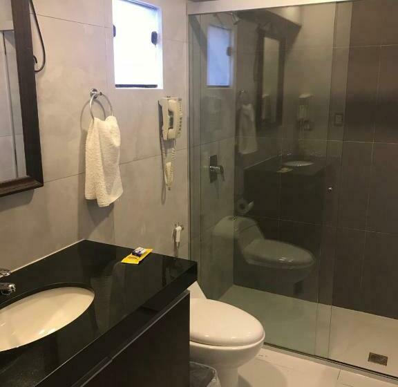 Habitación Independiente En Santa Cruz De La Sierra En Hotel Casablanca