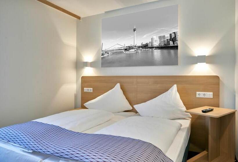 Mcdreams Hotel Düsseldorf City