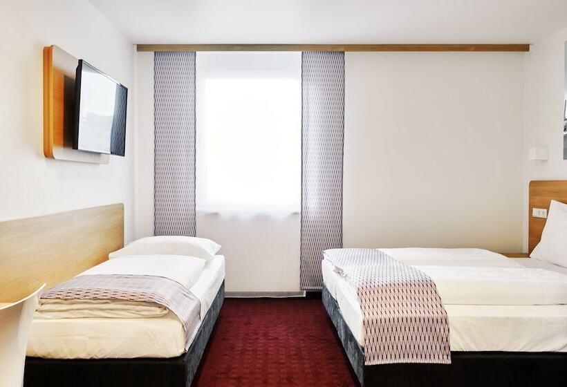 Mcdreams Hotel Düsseldorf City