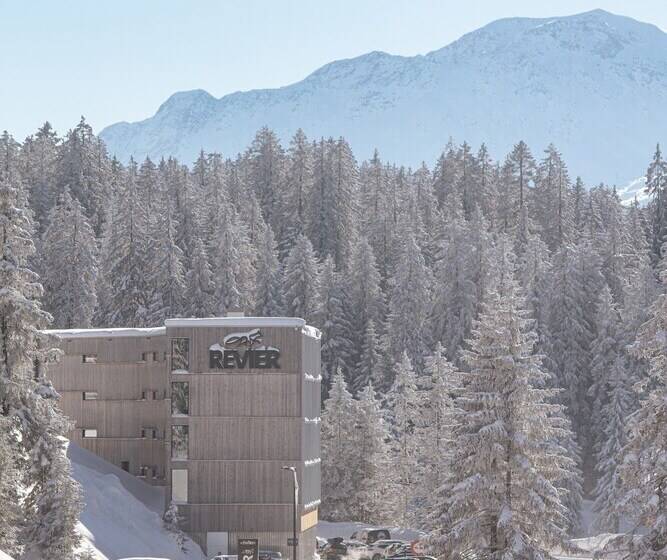 هتل Revier Mountain Lodge Lenzerheide