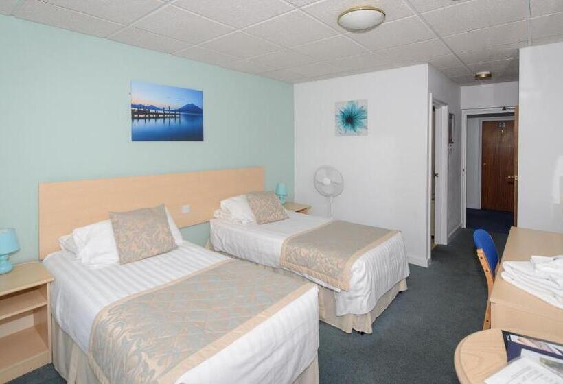 هتل Sandown Park Lodge