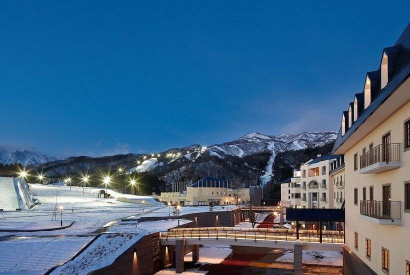 Lotte Arai Resort