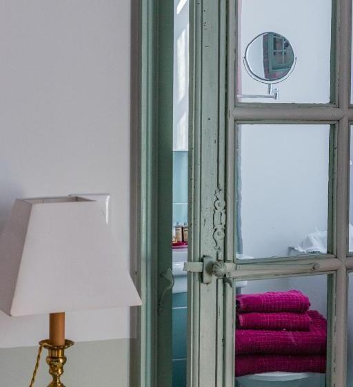 مبيت وإفطار 1 Logis A Domme  Piscine & Spa
