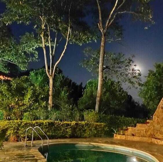 تختخواب و صبحانه Del Campo