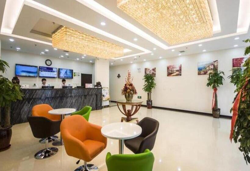 هتل Greentree Inn Qinhuangdao Railway Station Square Express