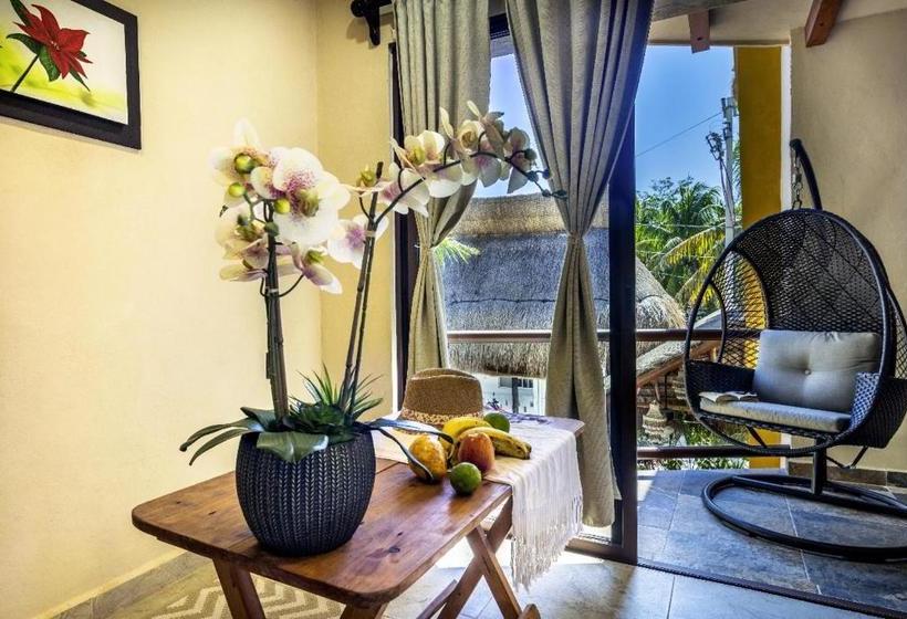 هتل Moon Dreams Villas El Jardin