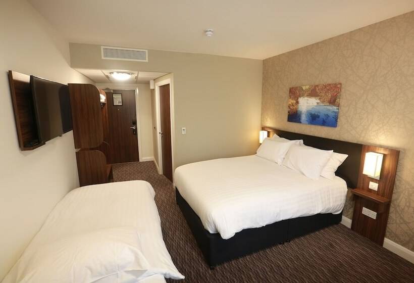 فندق Willows, Blackburn By Marston's Inn