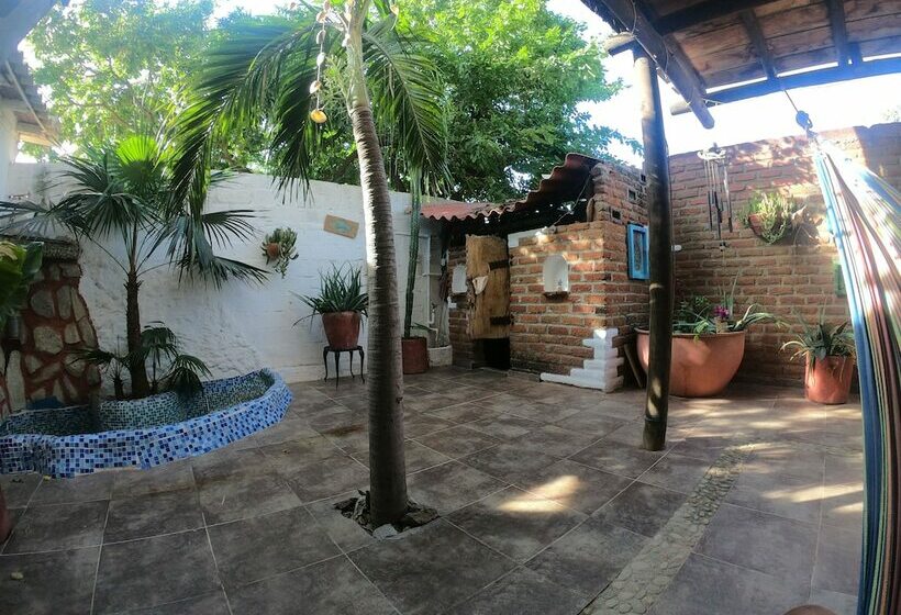 Casa Barca Taganga Hostel