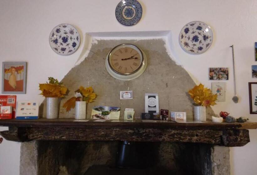 ユースホステル Rifugio Escursionistico La Ruà