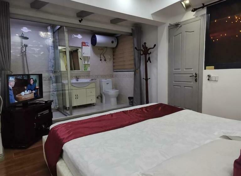 فندق 西塘明清雕花大院尊闻堂百寿厅庭院民宿