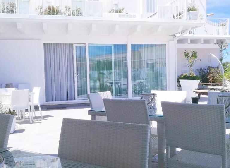 민박 Arneo Terra Del Sole