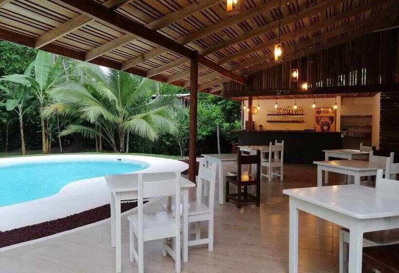 تختخواب و صبحانه Escape Caribeño