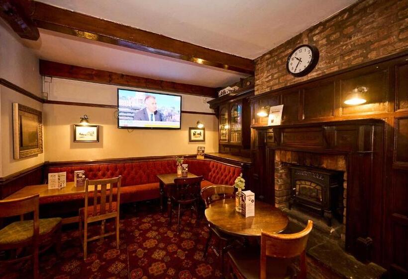 ホテル Red Lion, Wigan By Marston's Inns