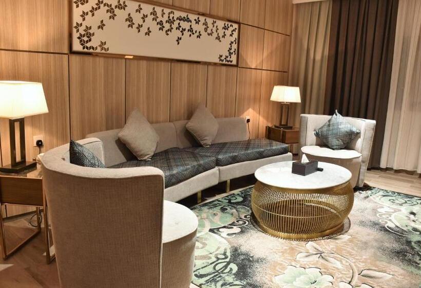 Midan Hotel & Suites Al Aziziya