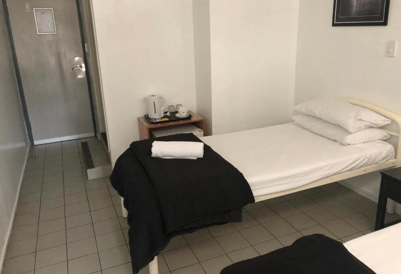 مُتل Airlie Waterfront Accommodation