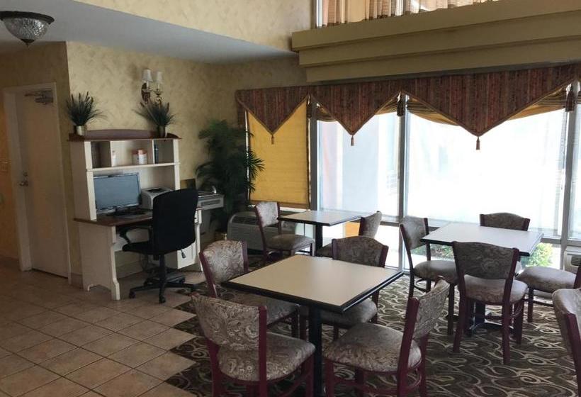 فندق على الطريق Fairbridge Inn Express Natchez