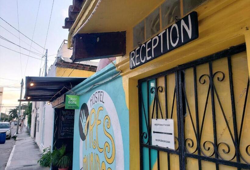 Tres Mundos Hostel
